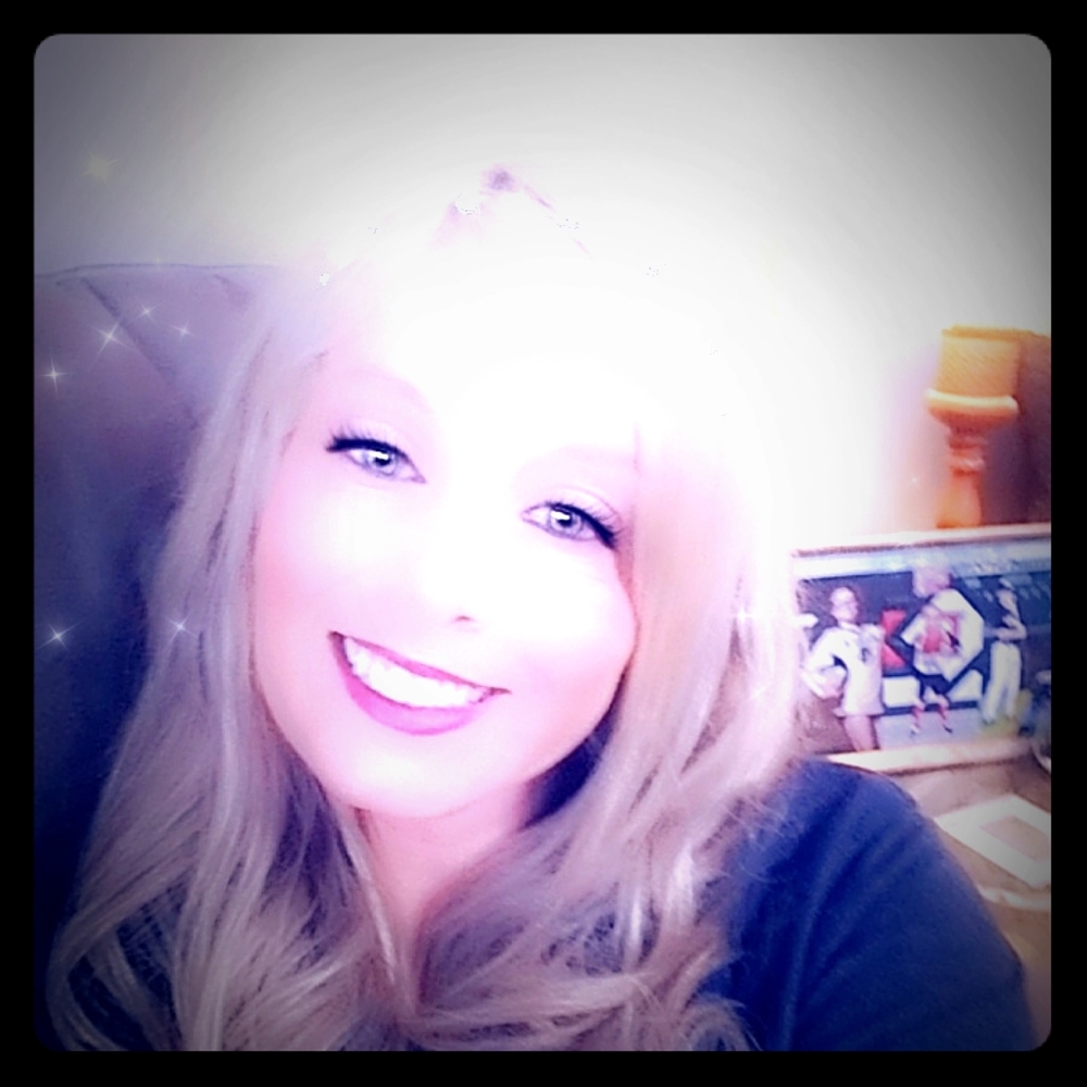 Meet your Posher, Alicia